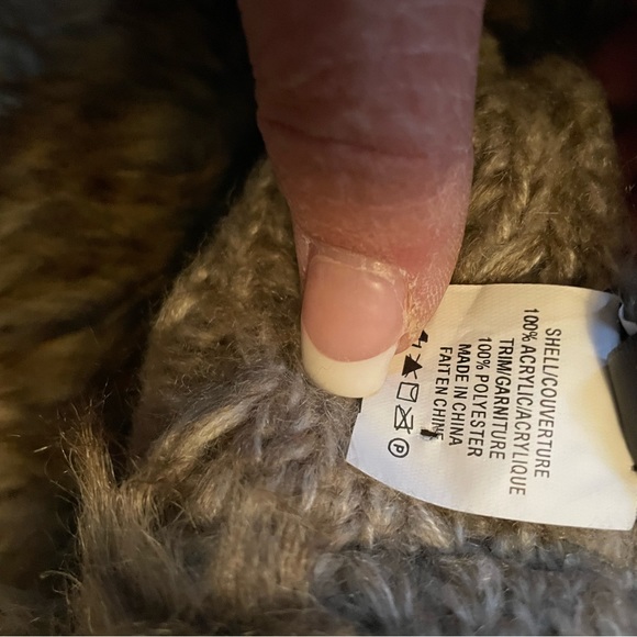 Infinity Scarf - Picture 7 of 7